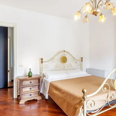 La Dimora Di Apartment